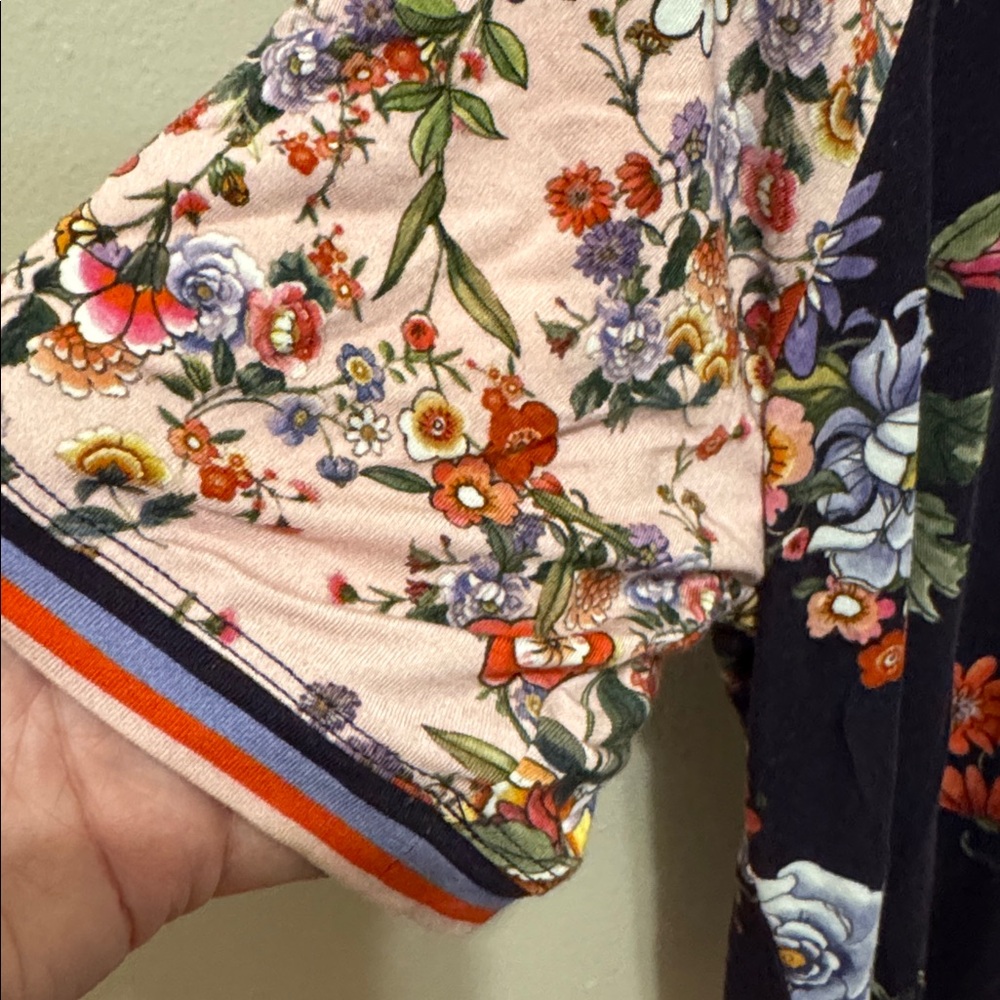 Johnny Was 🌺 Janie Favorite Floral Print Tee - Picture 8 of 9